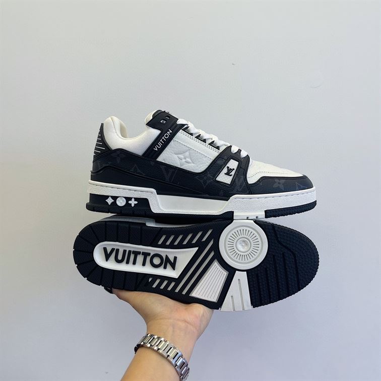 LOUIS VUITTON TRAINER WHITE BLACK WHITE – LVS018