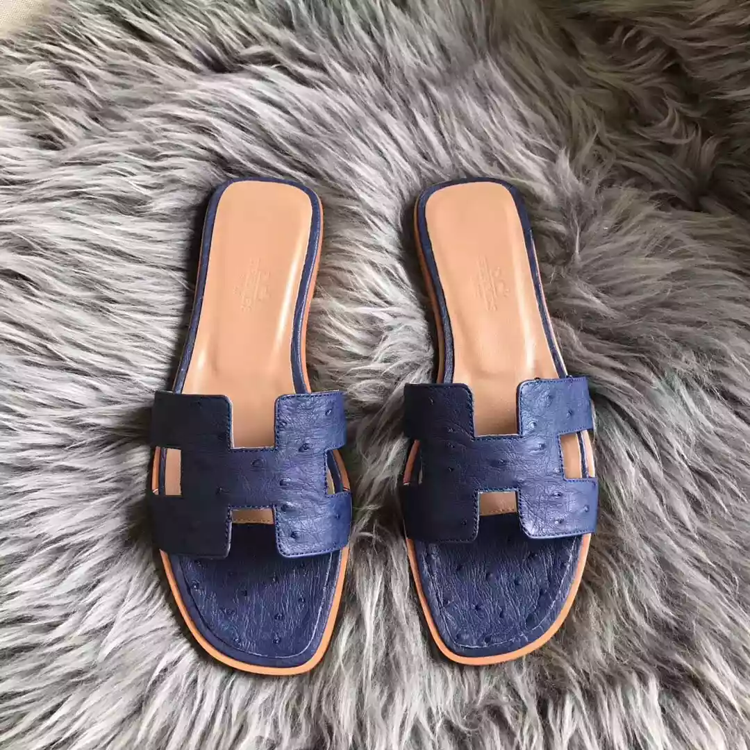 HERMES ORAN SLIDE SANDALS IN BLUE ROY OSTRICH LEATHER – HMSD076