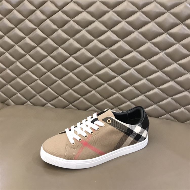 BURBERRY HOUSE CHECK & LEATHER LOW-TOP SNEAKER – BBR013