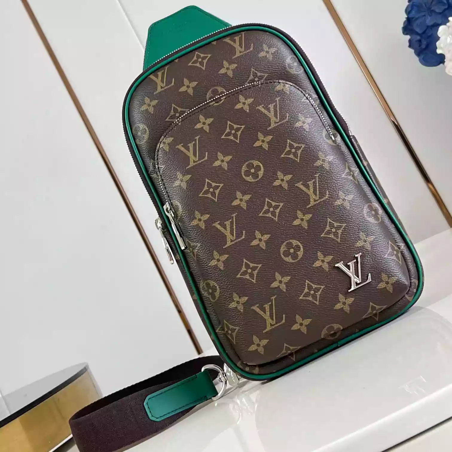 AVENUE SLINGBAG BORNEO GREEN MONOGRAM MACASSAR M12734  – LW292
