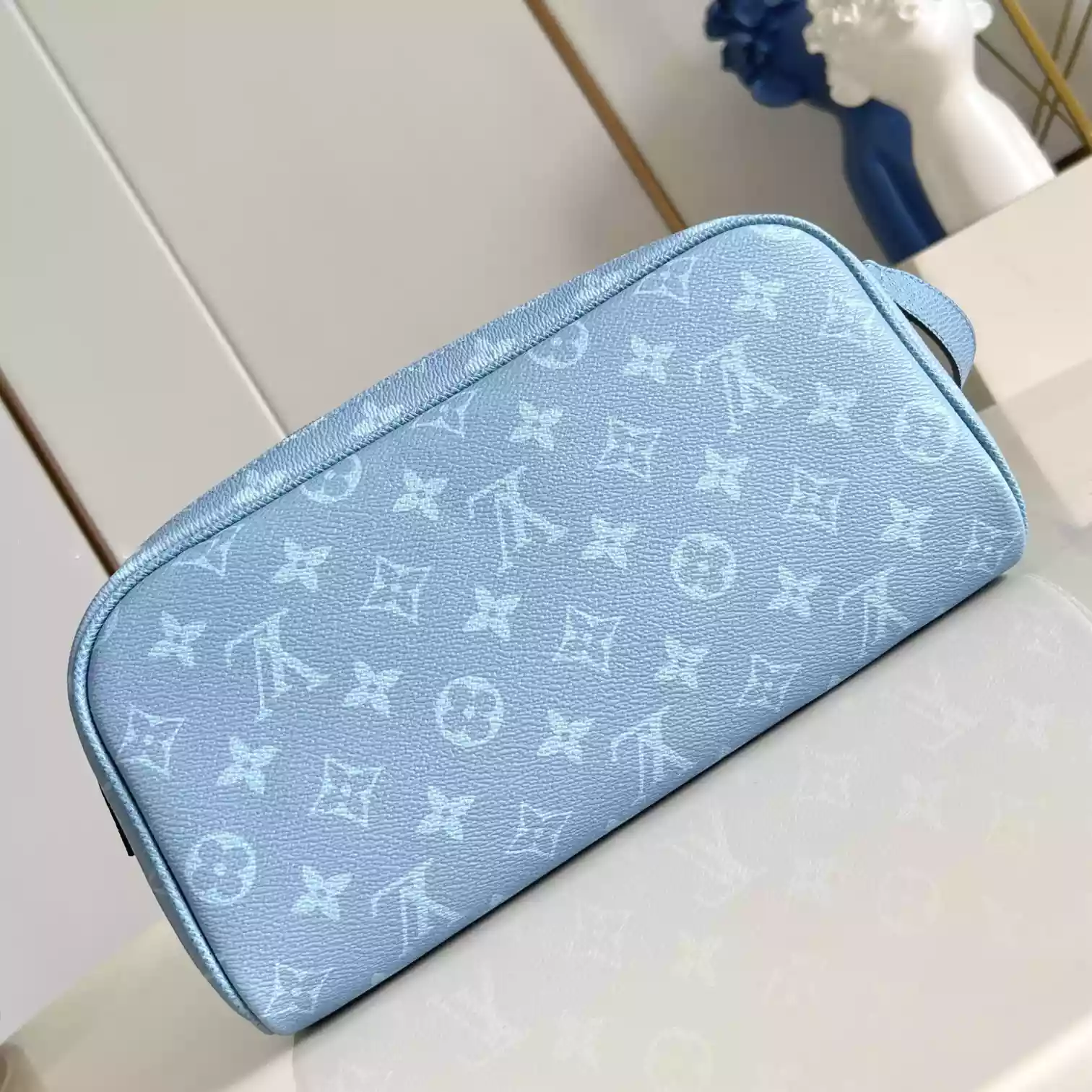DOPP KIT BAG SKY BLUE MONOGRAM CANVAS M14125 – LW395