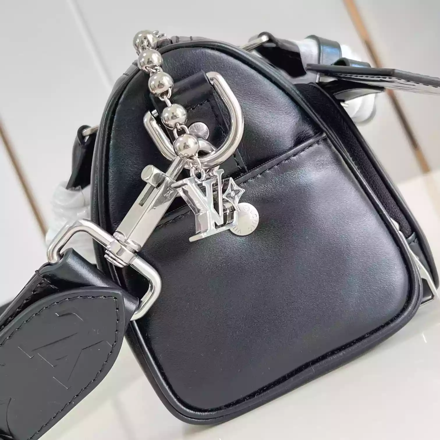 KEEPALL CARGO BANDOULIERE 25 BAG BLACK LEATHER M13988 – LW291