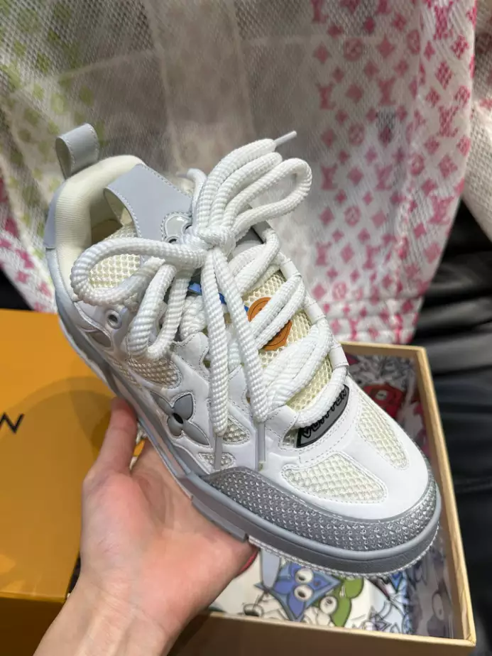LV SKATE SNEAKERS IN GREY – LVS226