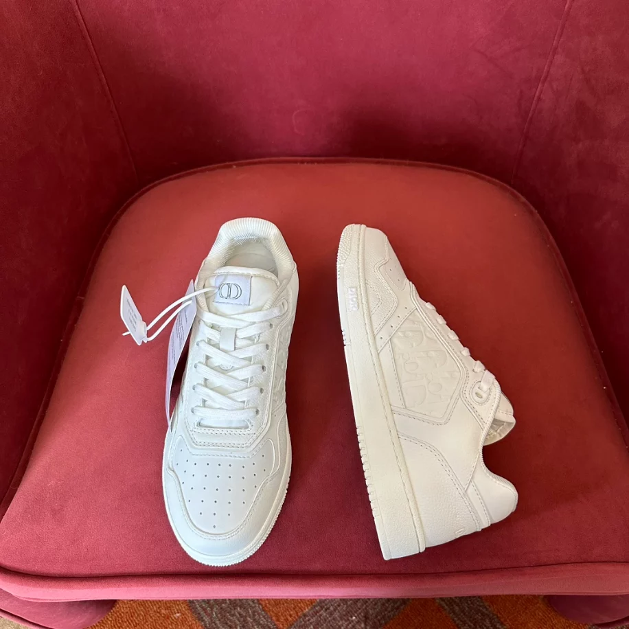 DIOR COUPLE LOW TOP B27 CASUAL SNEAKERS – DO0186