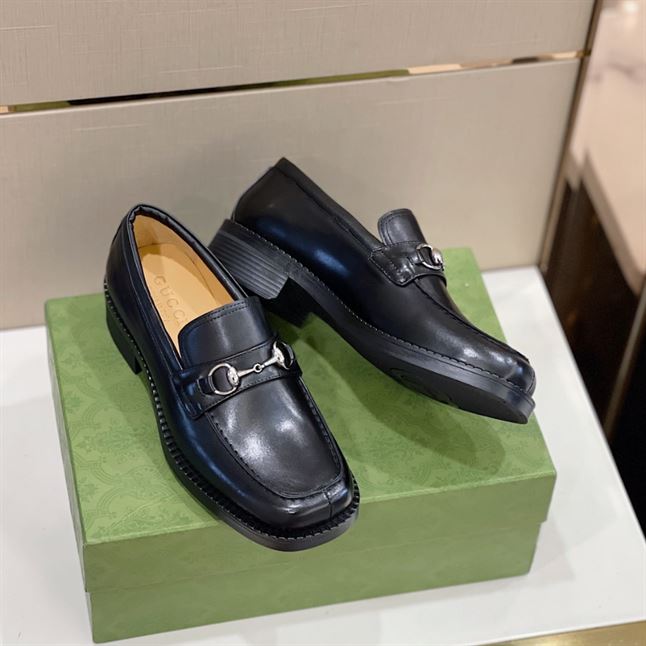 GUCCI HORSEBIT LEATHER LOAFER – GL045