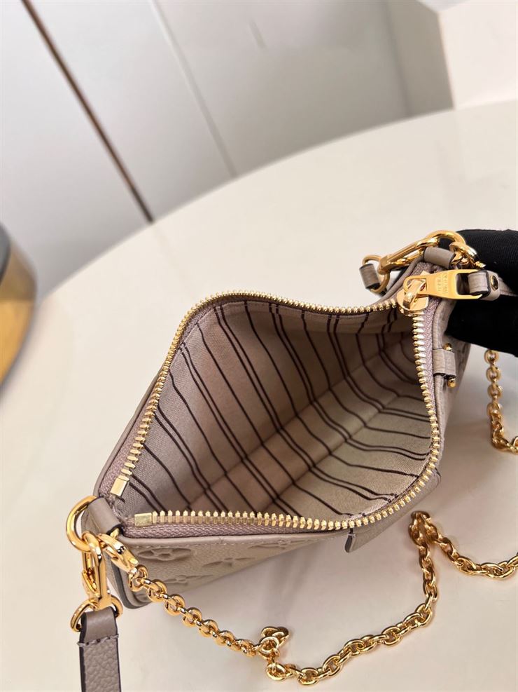 LOUIS VUITTON EASY POUCH ON STRAP MONOGRAM EMPREINTE – LW066