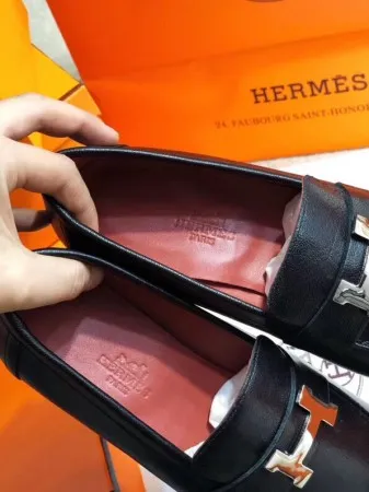 Hermes Women’s Paris Loafers In Black Goatskin – HM085