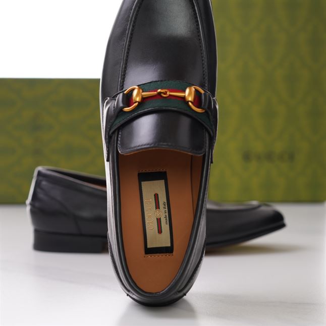 GUCCI BRIXTON WEB LOAFER IN LEATHER WITH HORSEBIT – GL013