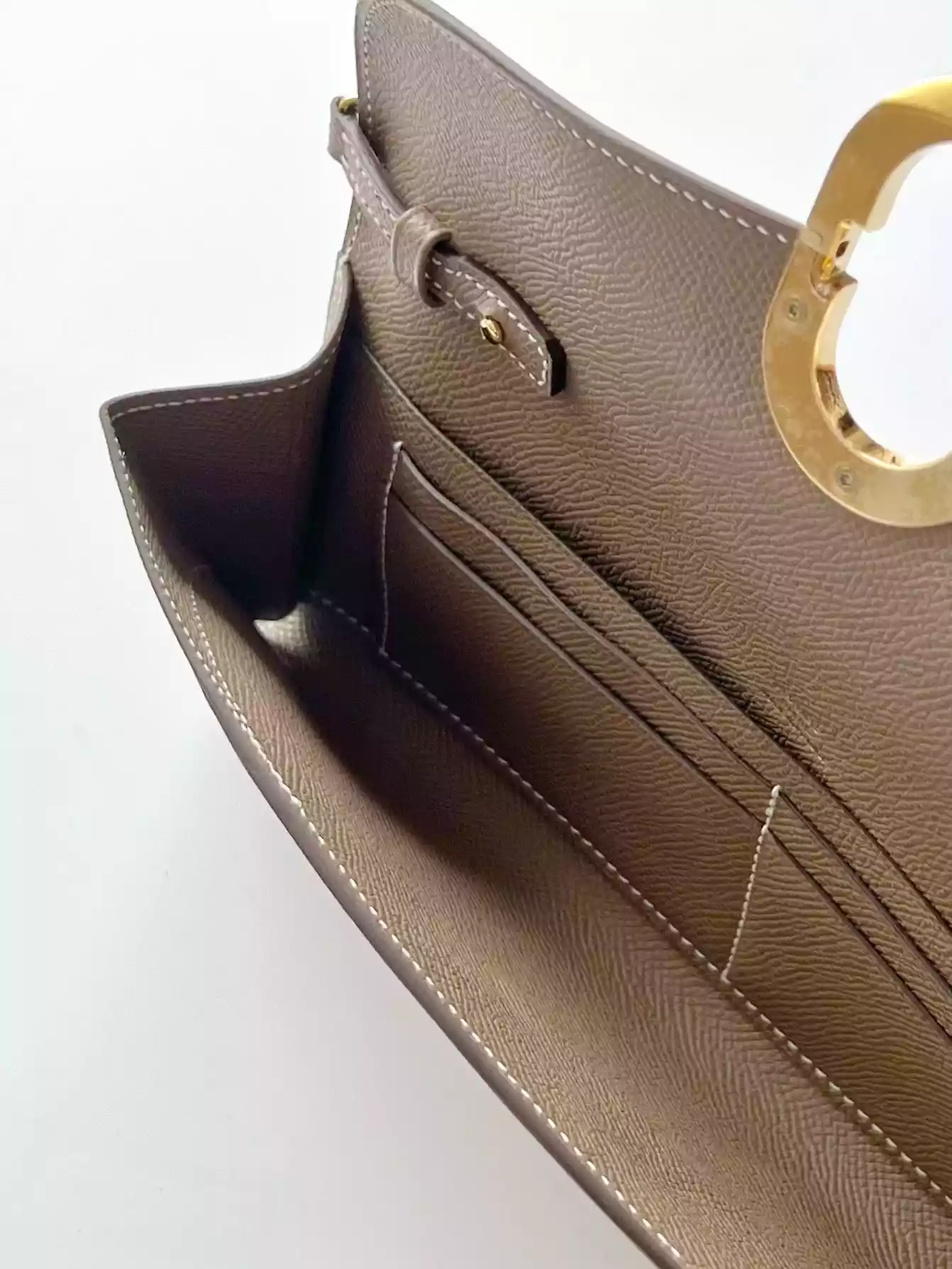 Hermes Maillon To Go Wallet in Taupe Epsom Calfskin – HW176