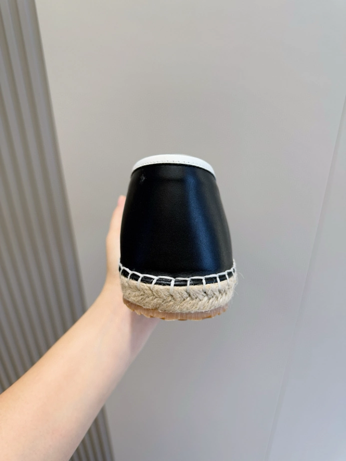 BURBERRY CANVAS STRAW BUCKET – BBR042