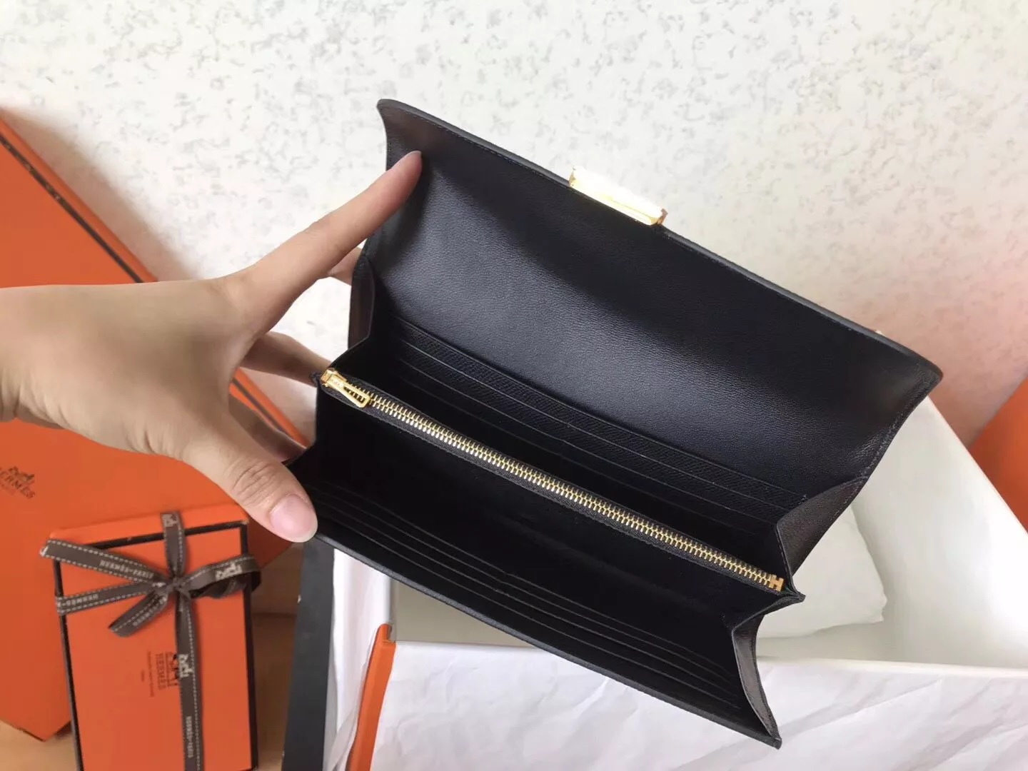 Hermes Constance Long Wallet In Black Epsom Leather – HW185