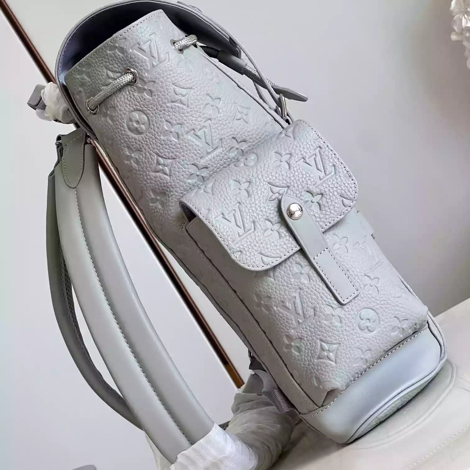 CHRISTOPHER PM TAURILLON MONOGRAM IN GREY M23146 – LW339