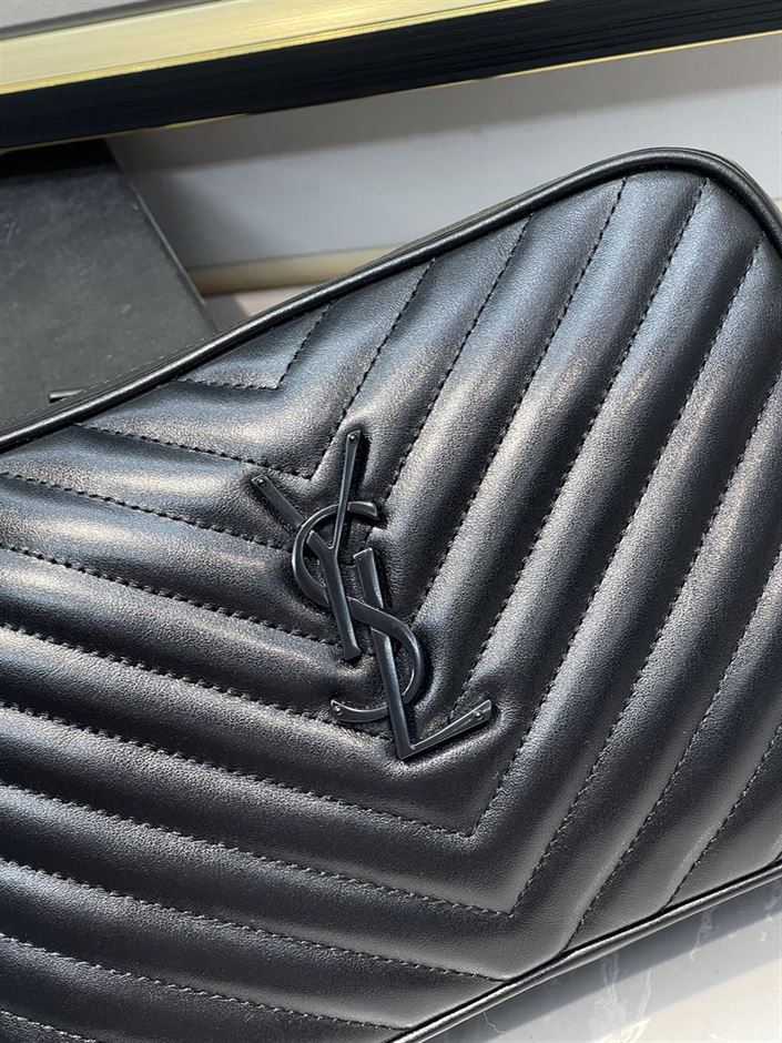 YSL LOU CAMERA BLACK BAG IN QUILTED LEATHER – YB051