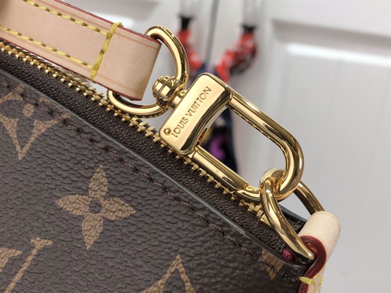 LOUIS VUITTON BOETIE MM MONOGRAM – LW136