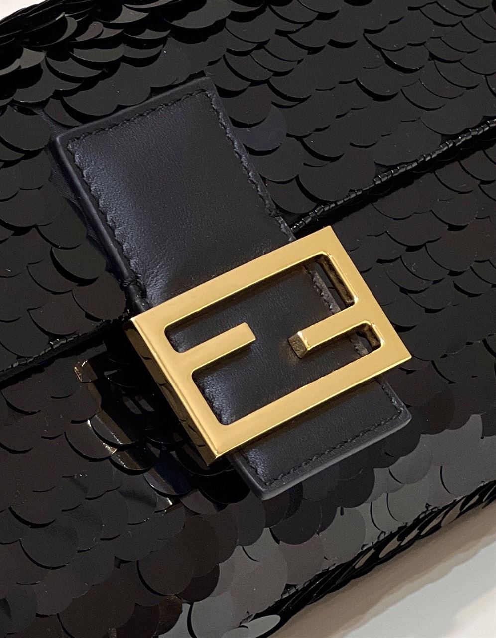 FENDI BAGUETTE BLACK SEQUIN AND LEATHER BAG – F003