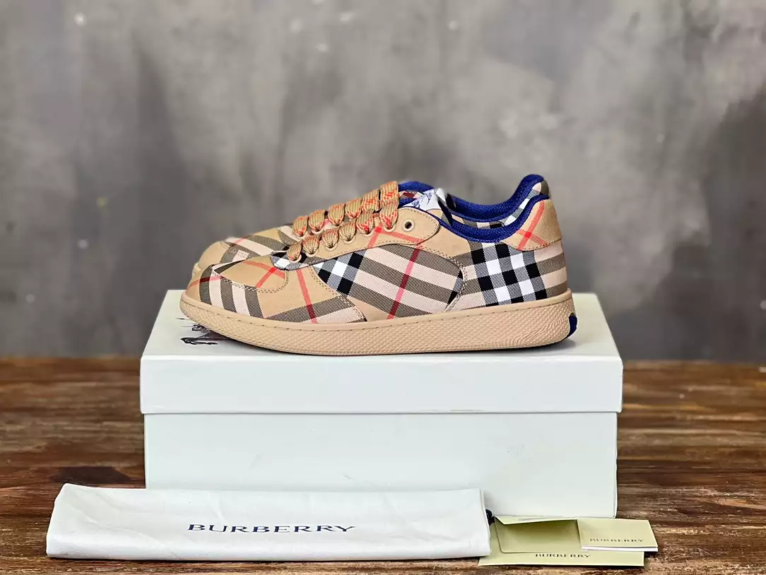 BURBERRY CHECK TERRACE SNEAKERS – BBR094