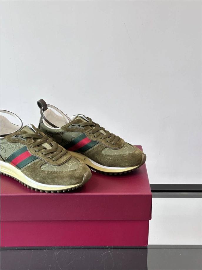 WOMEN’S GUCCI RE MOTION SNEAKERS – GCC266