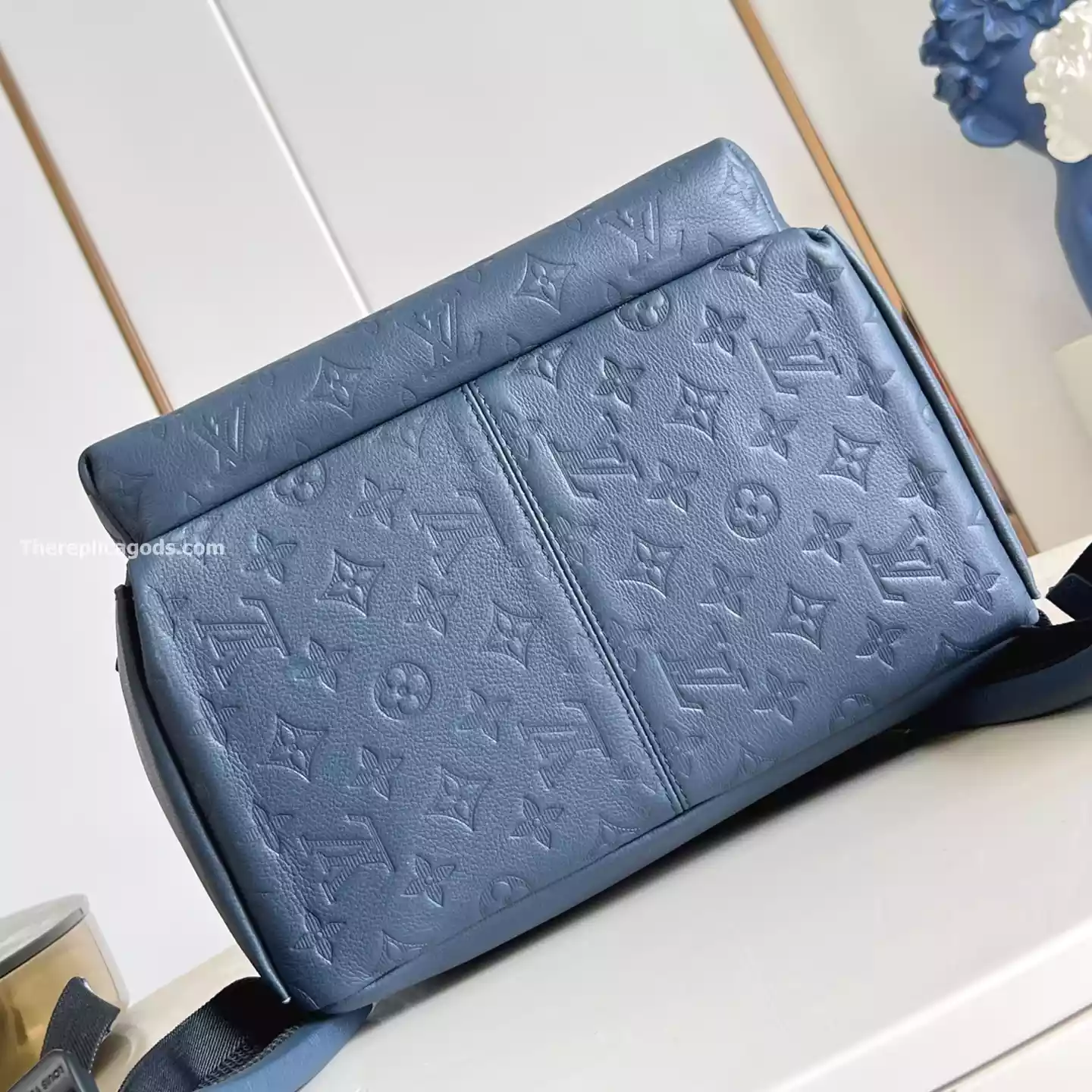 DISCOVERY BACKPACK PM IN NAVY BLUE – LW317