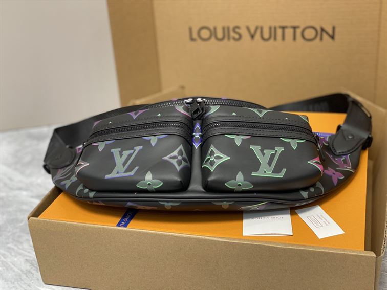LOUIS VUITTON COMET BUMBAG – LVB062