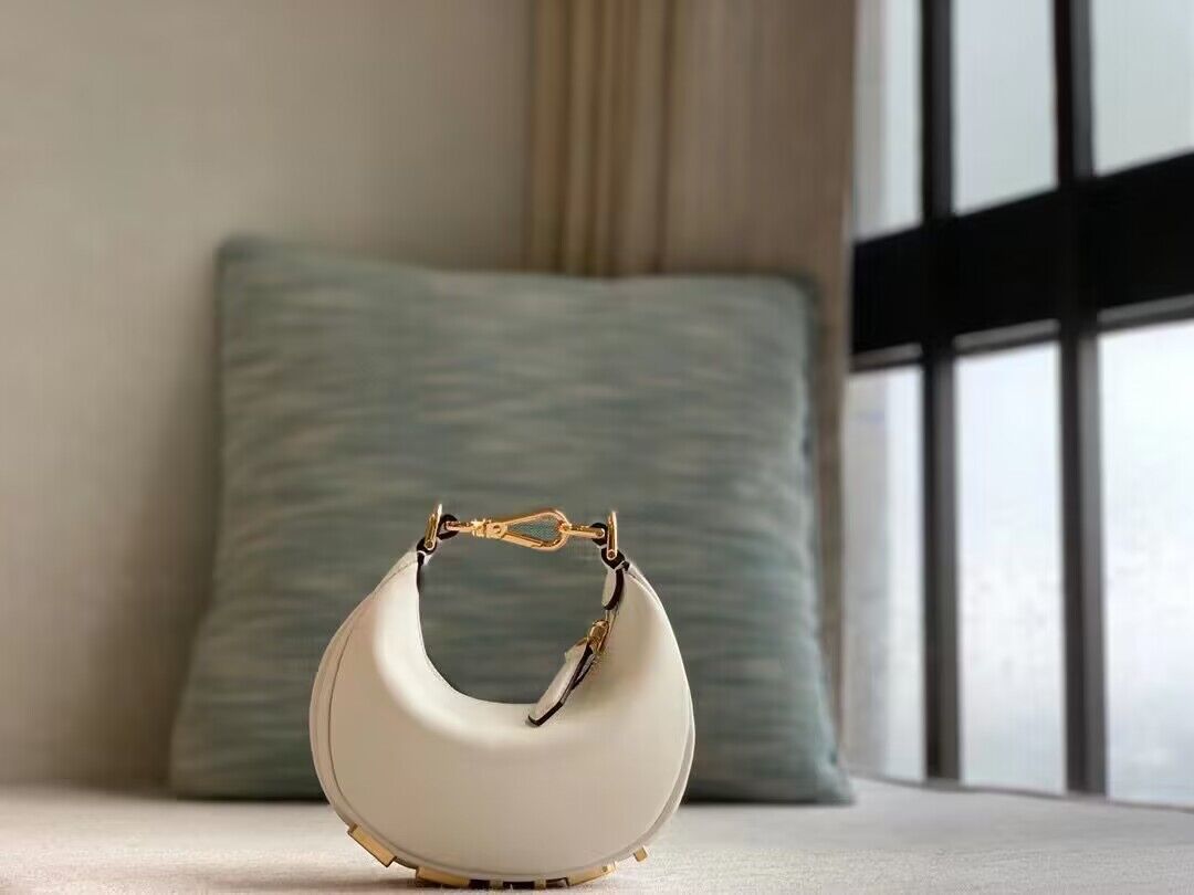 NANO FENDYGRAPHY WHITE LEATHER CHARM – F036