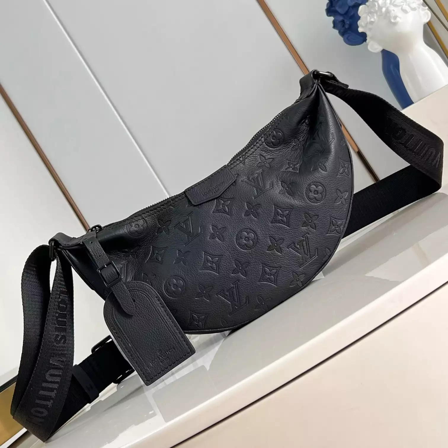 HAMAC BAG PM BLACK MONOGRAM SHADOW M12510 – LW419