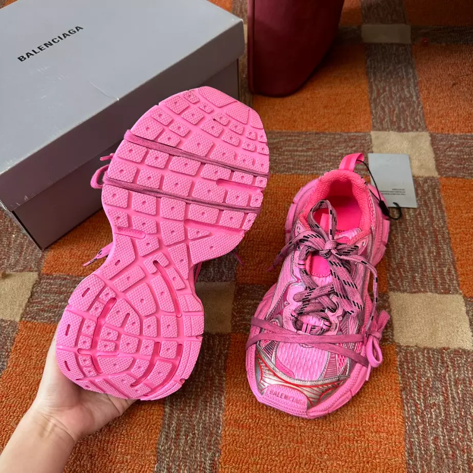 BALENCIAGA WOMEN’S 3XL SNEAKER – BLA0106