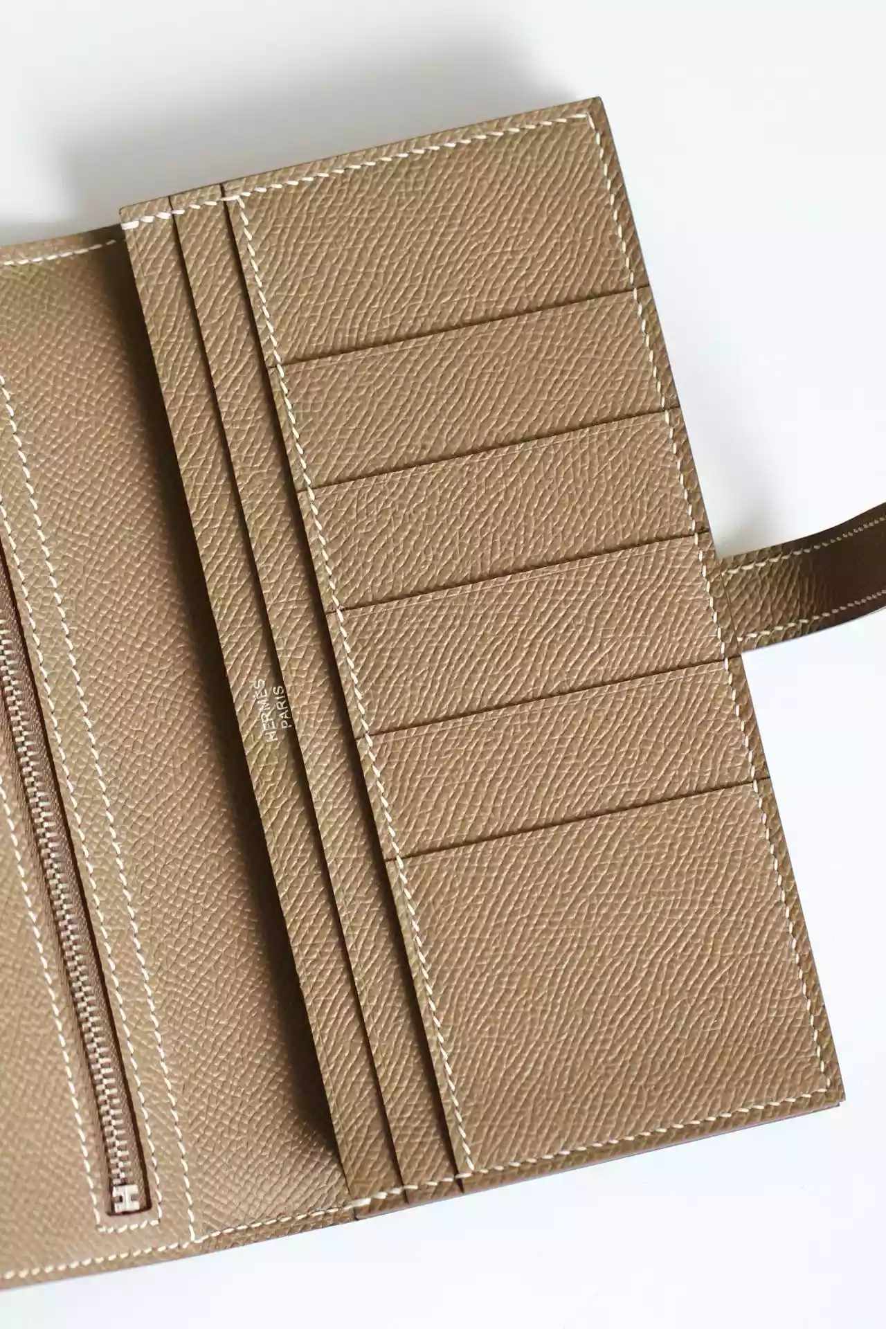 Hermes Bearn Long Handmade Wallet in Taupe Epsom Calfskin – HW144