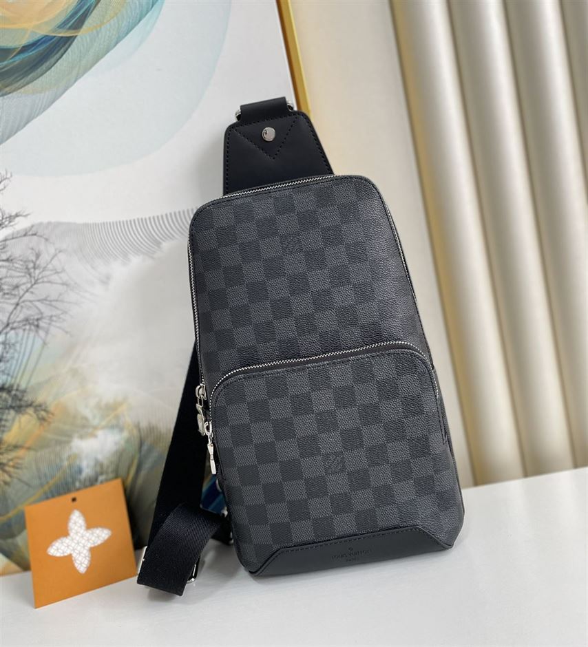 LOUIS VUITTON AVENUE SLING BAG – LVB007