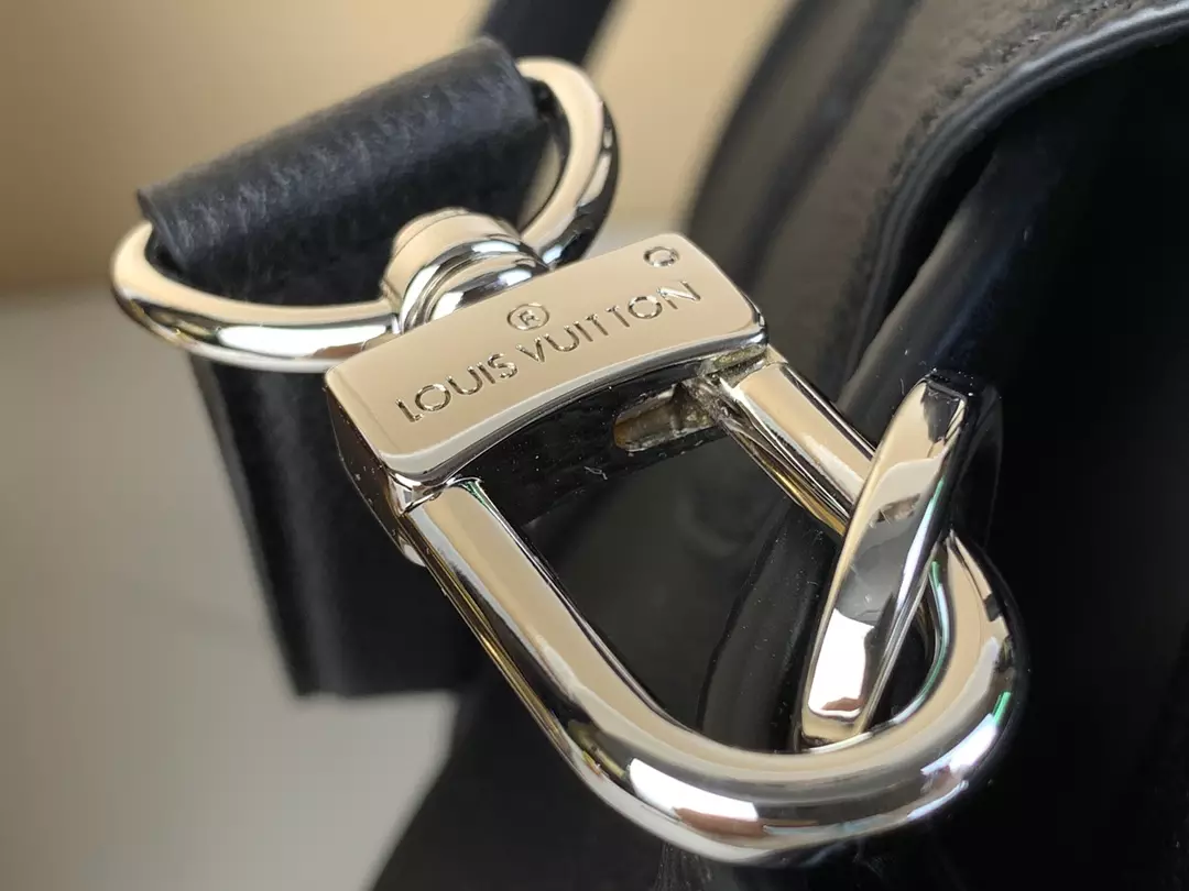 Georges Tote MM Bag Black Cuir Millésimé Leather M23153 – LW208