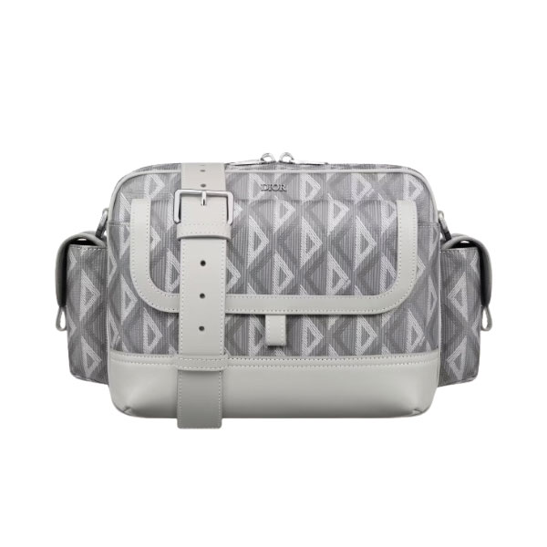 DIOR HIT THE ROAD MESSENGER BAG – DIO034