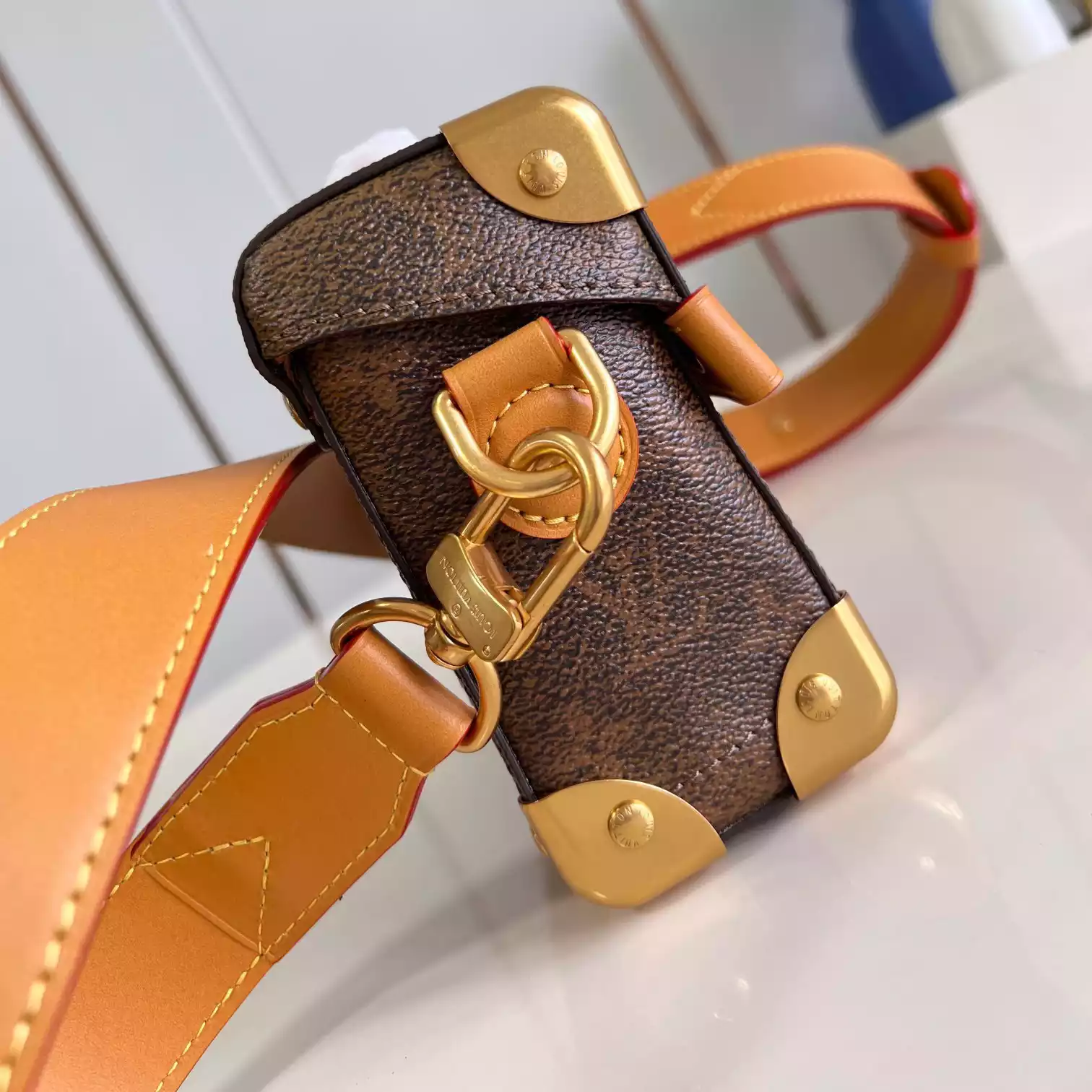 SOUL TRUNK MONOGRAM DUST CANVAS M11535 – LW437