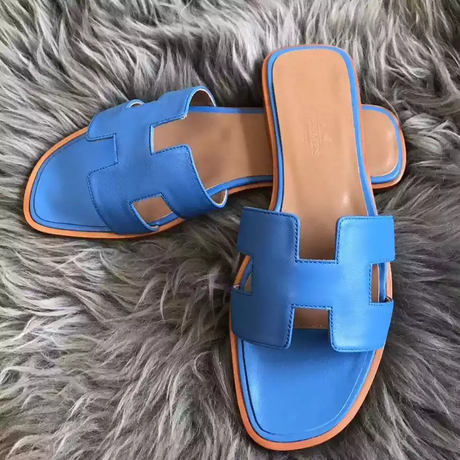 HERMES ORAN SLIDE SANDALS IN BLUE SWIFT CALFSKIN – HMSD124