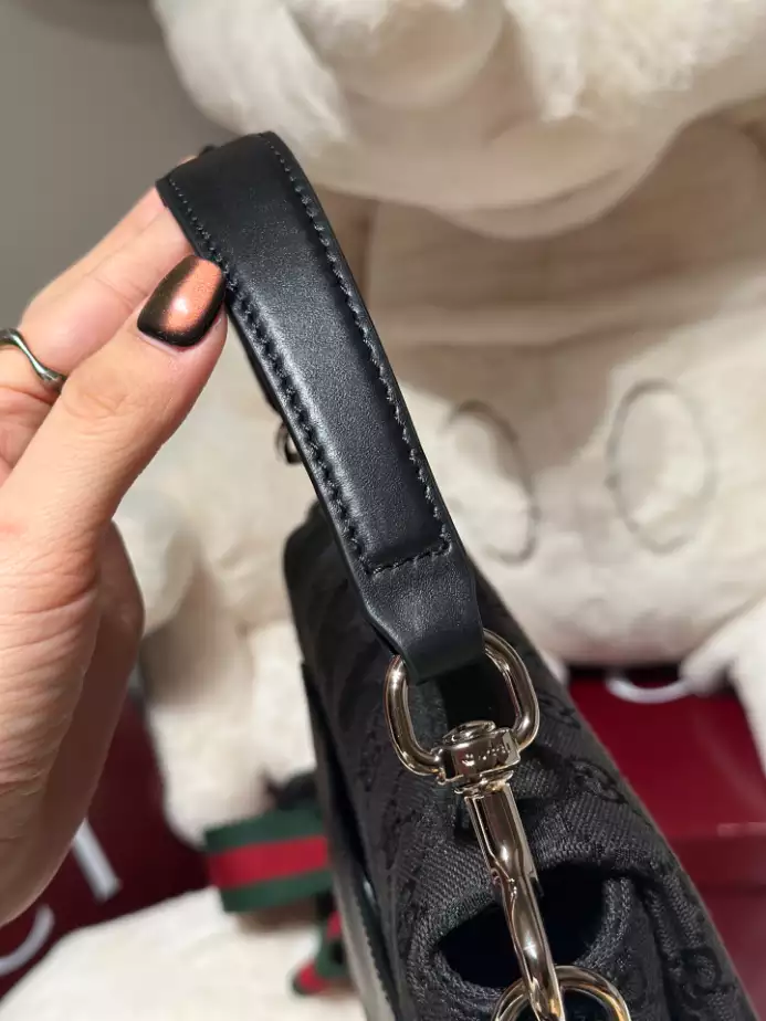 GG CANVAS SMALL CROSSBODY BAG – BG058