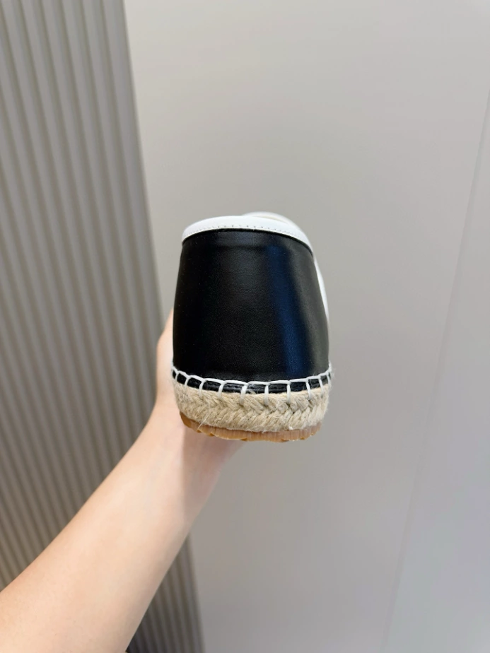 BURBERRY CANVAS STRAW BUCKET – BBR041