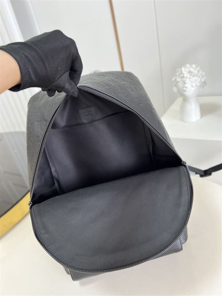 LOUIS VUITTON RACER BACKPACK – LVB014