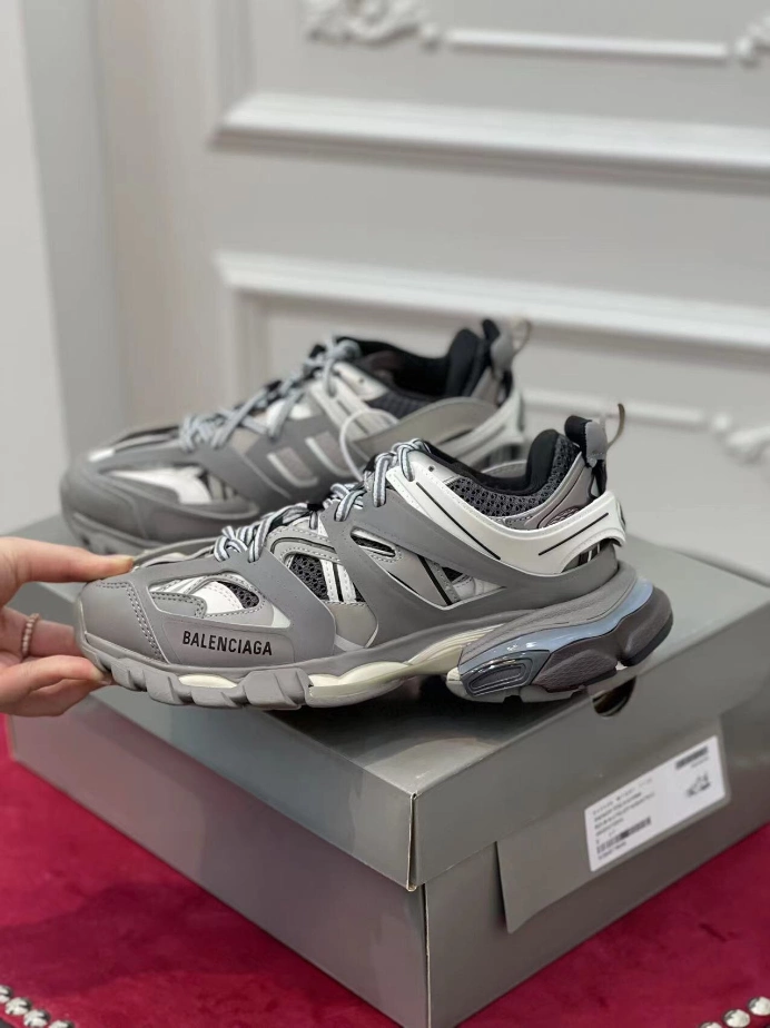 BALENCIAGA TRACK SNEAKER – BLA129