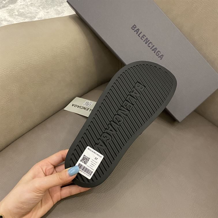 BALENCIAGA POOL SLIDE SANDAL – BBD003