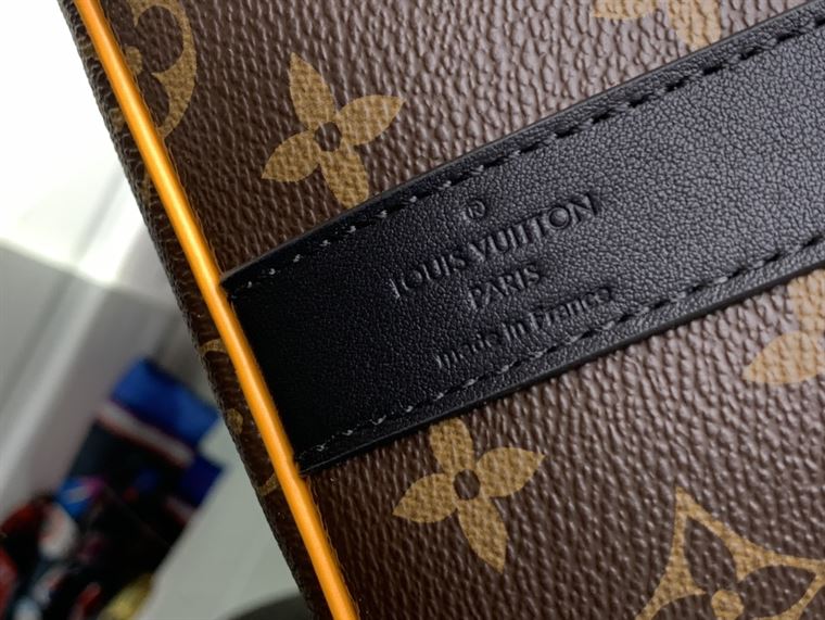 LOUIS VUITTON KEEPALL BANDOULIERE 55 – LVB053