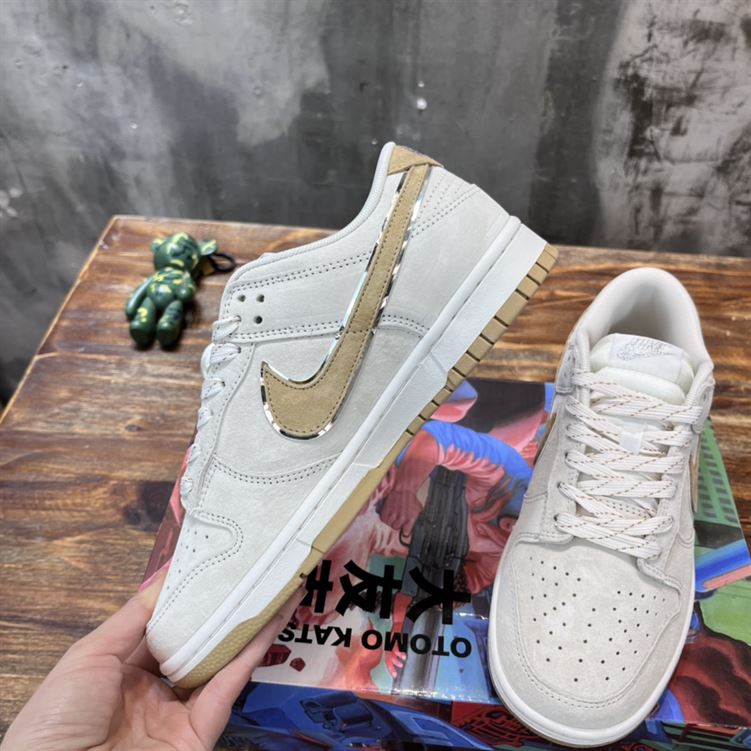 NIKE SB DUNK LOW SNEAKER – NSN004