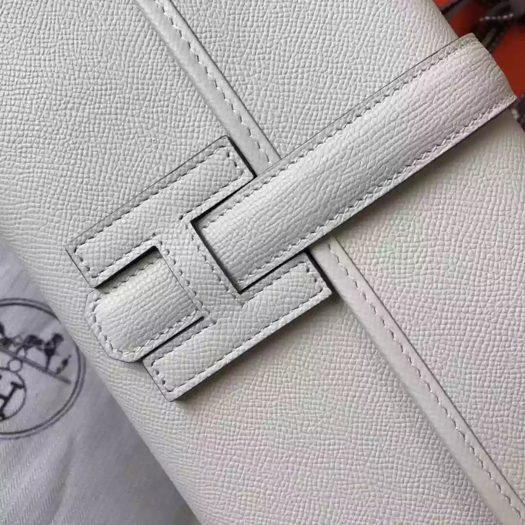 Hermes Jige Elan 29 Clutch In White Epsom Leather – HW102