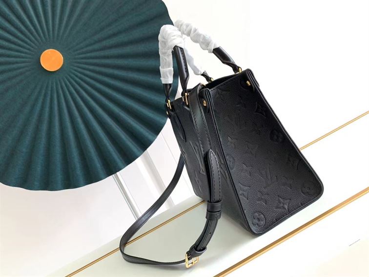 LOUIS VUITTON ONTHEGO PM BLACK MONOGRAM EMPREINTE – LW033