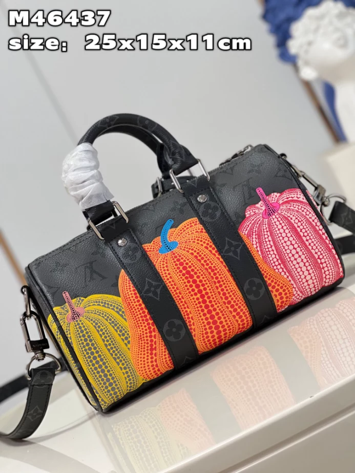 X Yayoi Kusama Keepall 25 Bag Monogram Eclipse Canvas M46437 – LW248