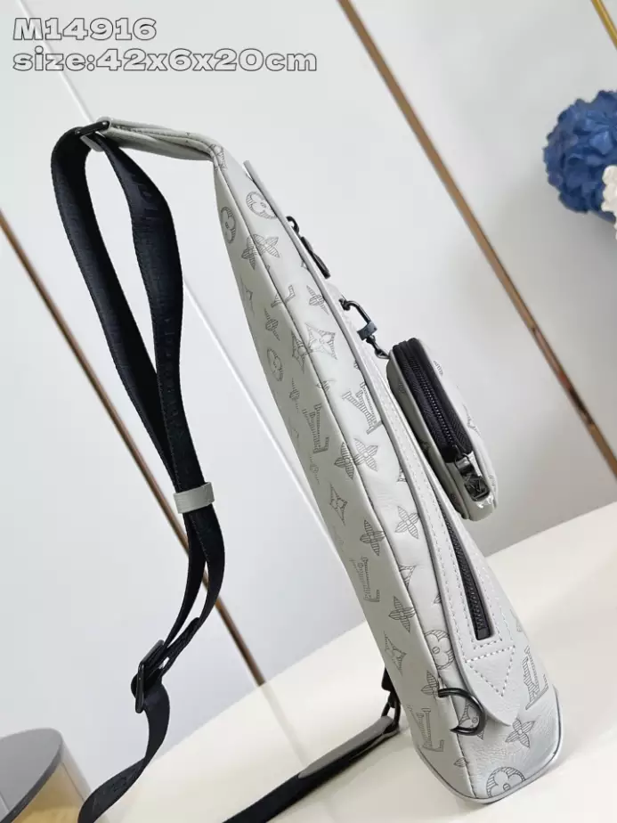 DUO SLINGBAG SAND MONOGRAM SHADOW M14916 – LW274