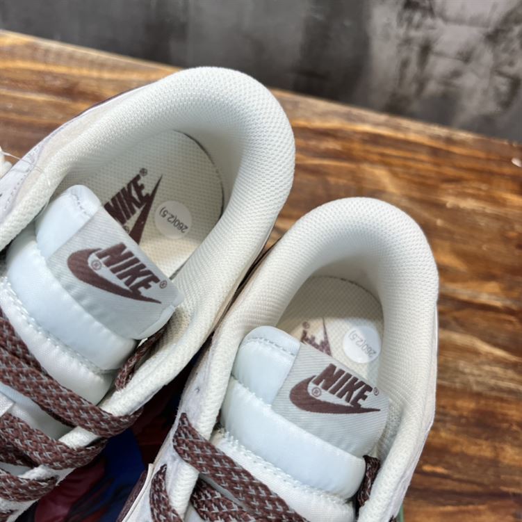 NIKE SB DUNK LOW SNEAKER – NSN011