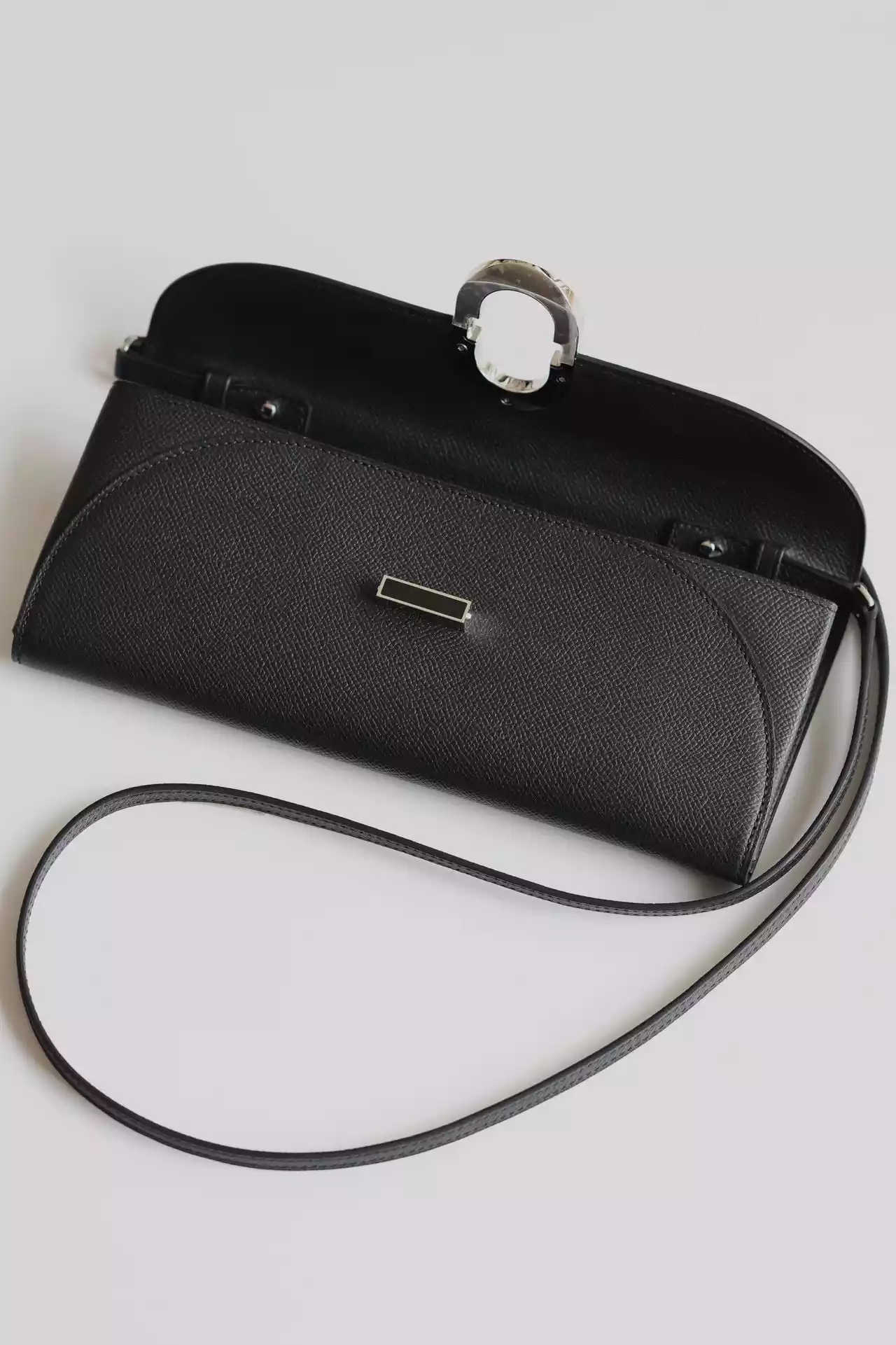 Hermes Maillon To Go Wallet in Noir Epsom Calfskin – HW172