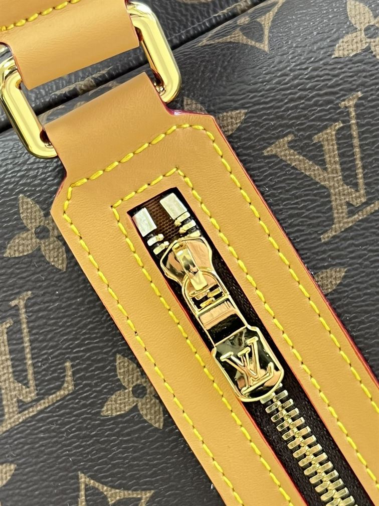 LOUIS VUITTON SAC BOSPHORE MONOGRAM CANVAS MESSENGER BAG IN BROWN – LVB001