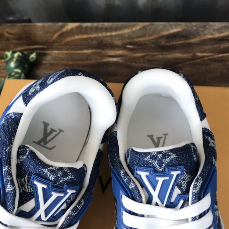 LOUIS VUITTON TRAINER SNEAKER – LVS031