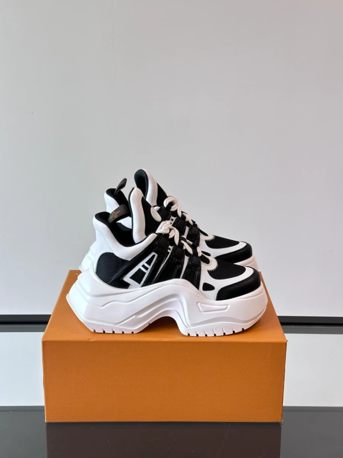 Louis Vuitton Archlight Sneaker – LVS214