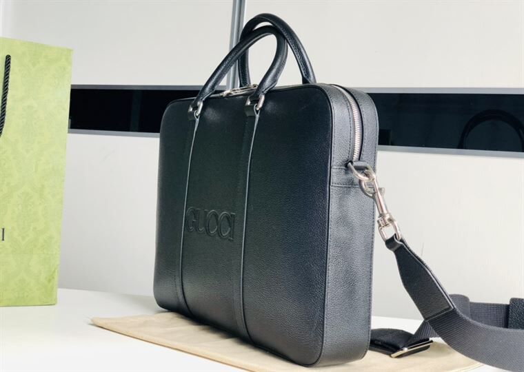 GUCCI BUSINESS CASE WITH GUCCI LOGO – BG006