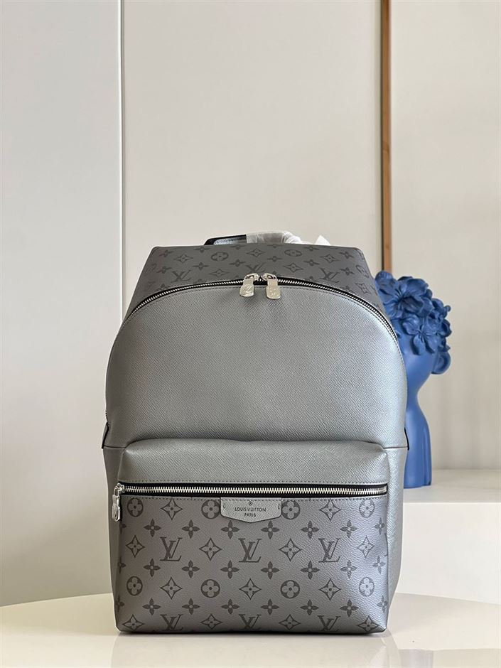 LOUIS VUITTON DISCOVERY BACKPACK PM – LVB016